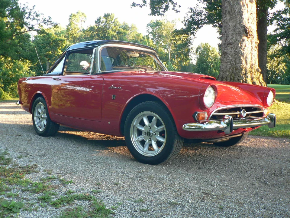 1967 Sunbeam Alpine Series V - Image 3 of 31