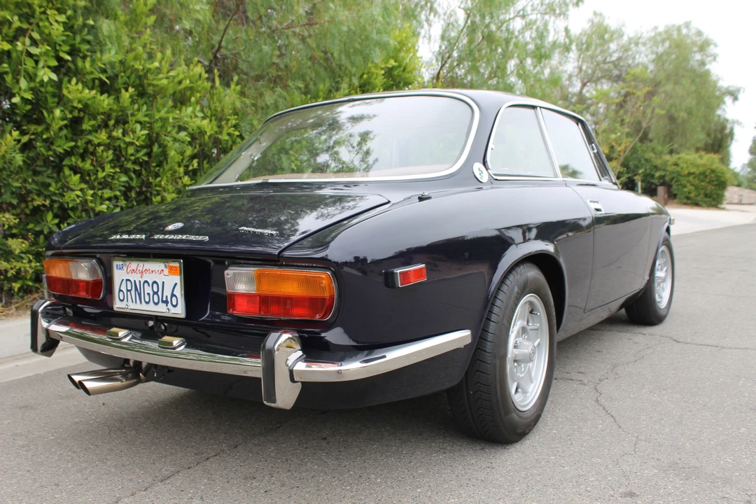 1972 Alfa Romeo 2000 GT Veloce - Image 24 of 31