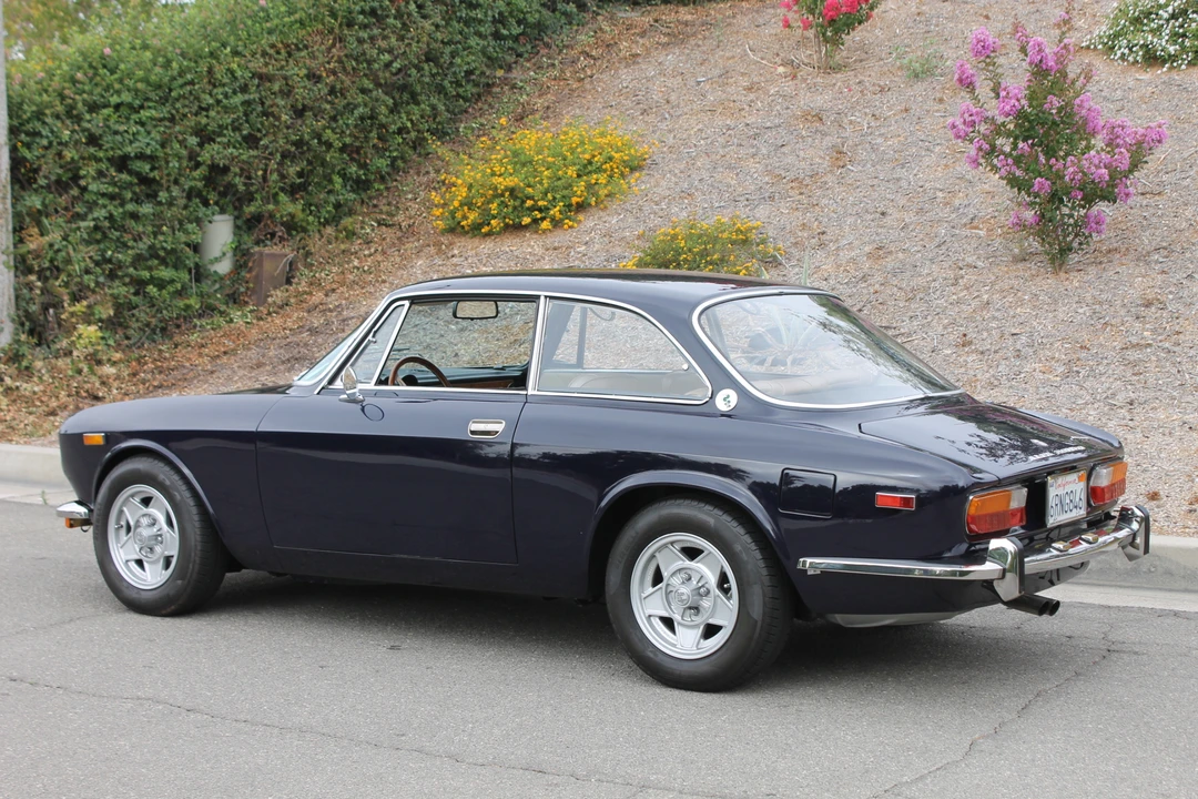 1972 Alfa Romeo 2000 GT Veloce - Image 21 of 31