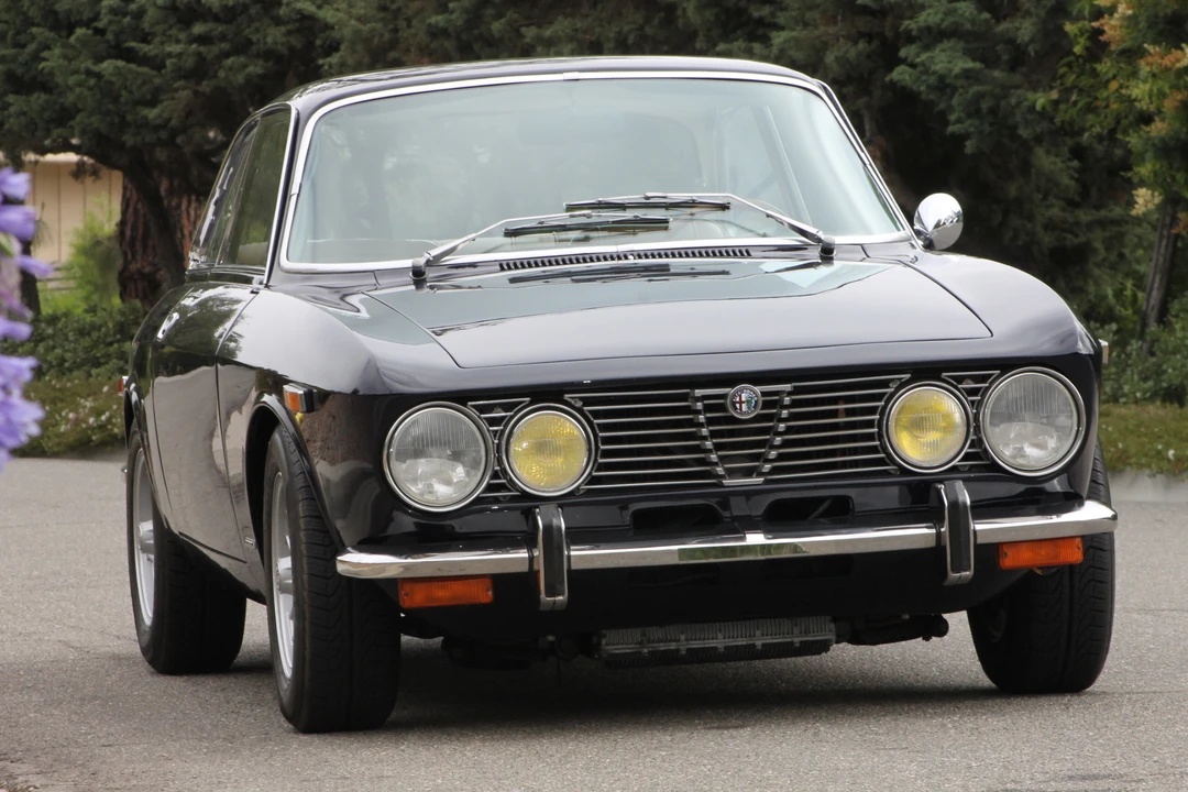 1972 Alfa Romeo 2000 GT Veloce - Image 11 of 31