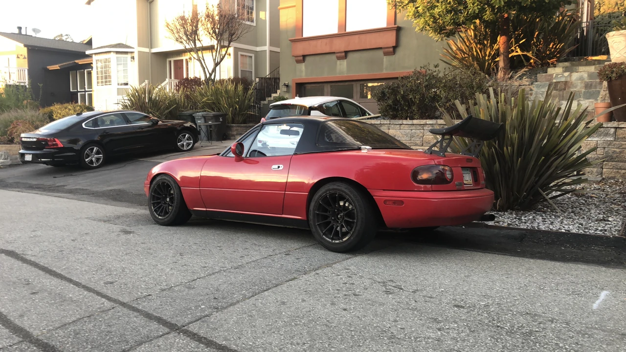 1995 Mazda NA MX-5 Miata - Image 14 of 31