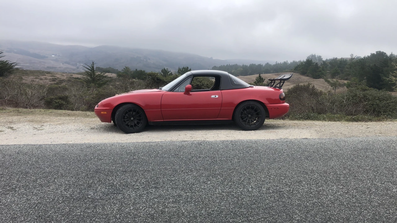 1995 Mazda NA MX-5 Miata - Image 9 of 31