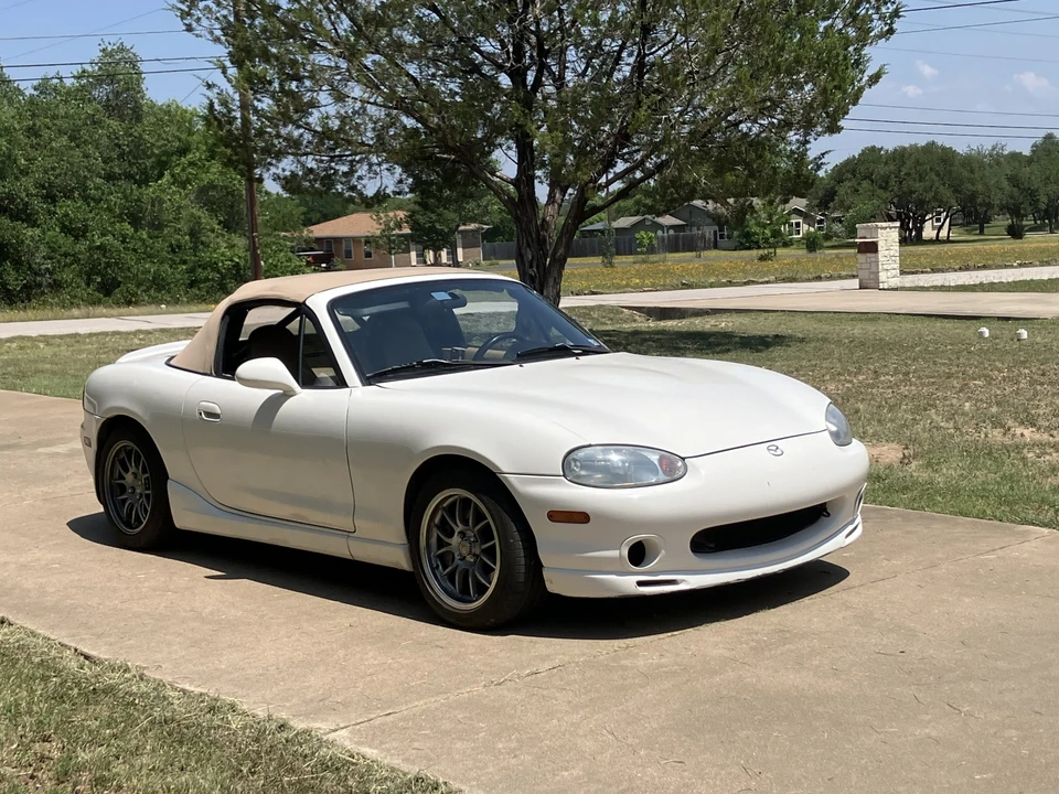 1999 Mazda NB MX-5 Miata - Image 8 of 31