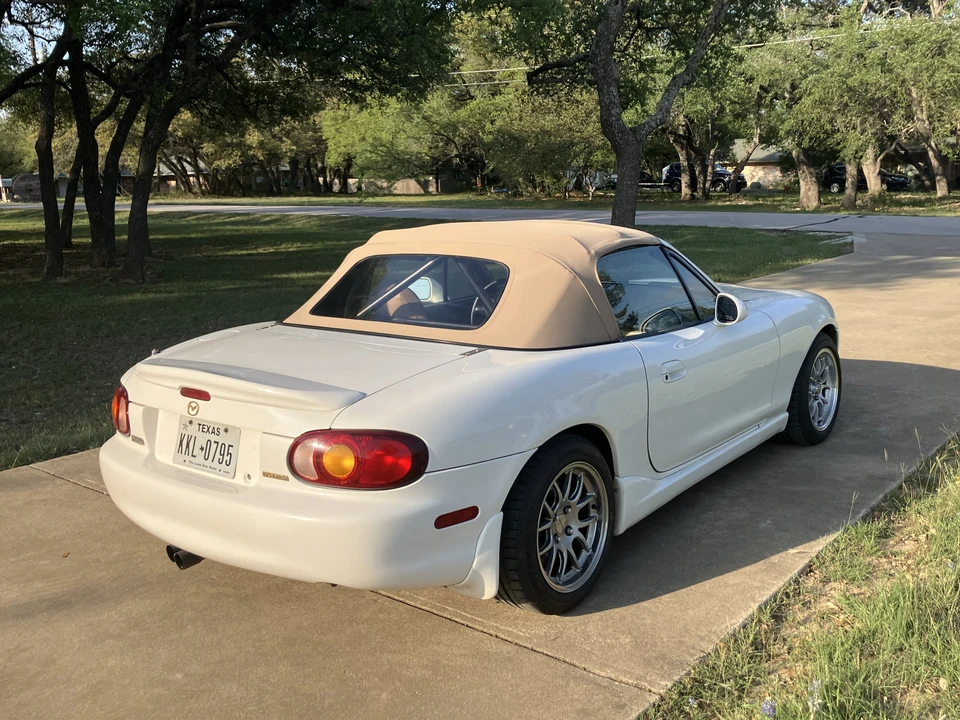 1999 Mazda NB MX-5 Miata - Image 6 of 31