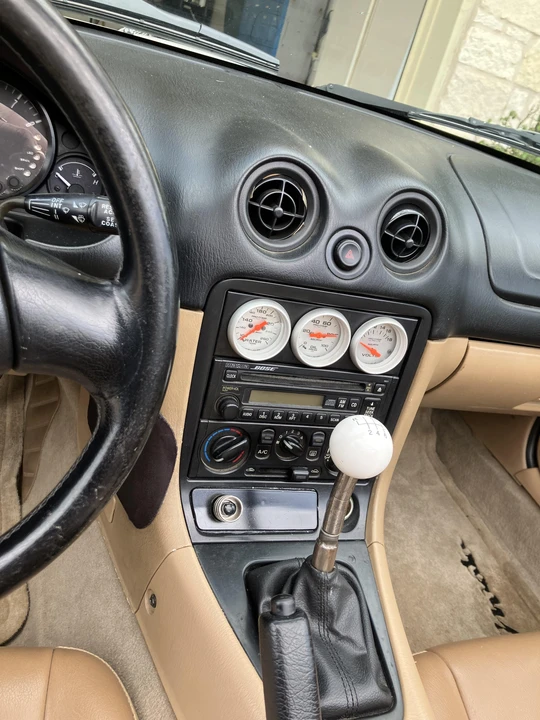 1999 Mazda NB MX-5 Miata - Image 19 of 31