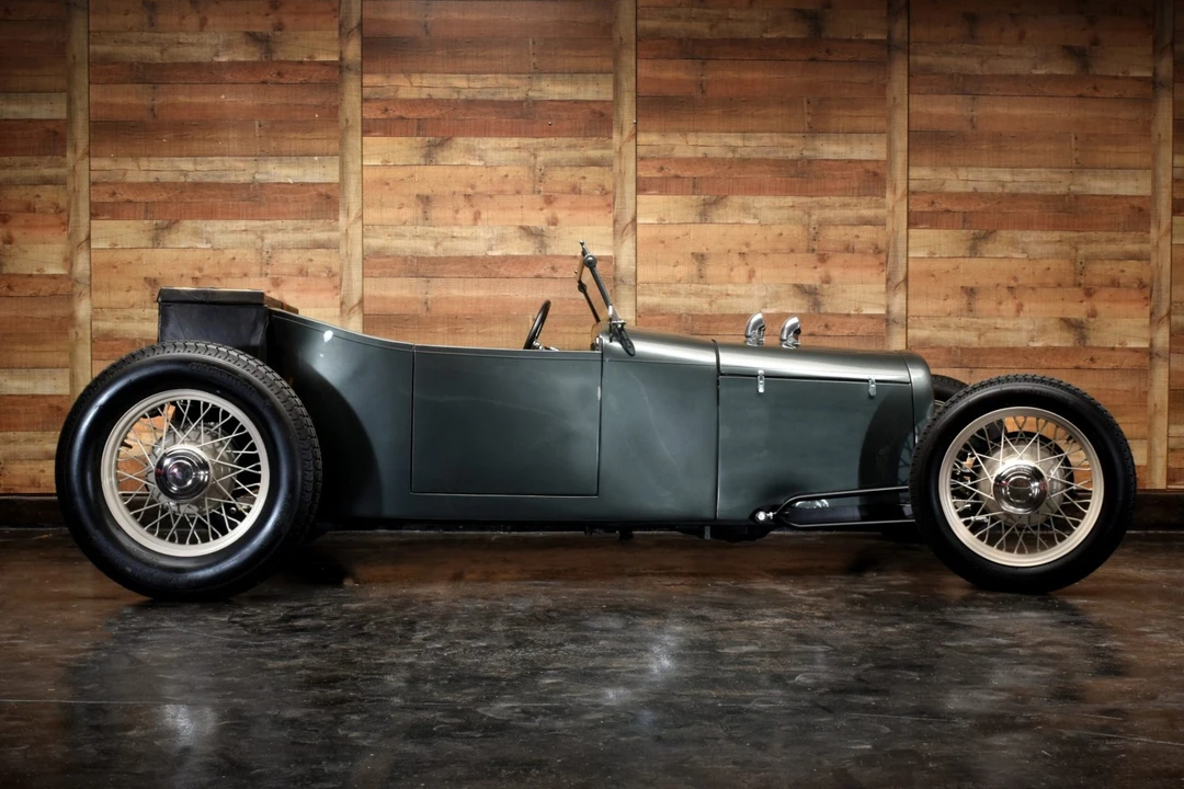 Ford Hot Rod - Image 7 of 31