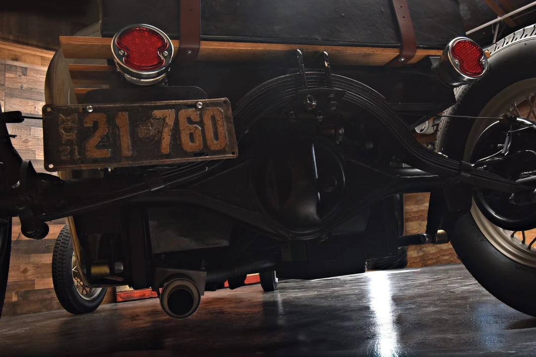 Ford Hot Rod - Image 21 of 31