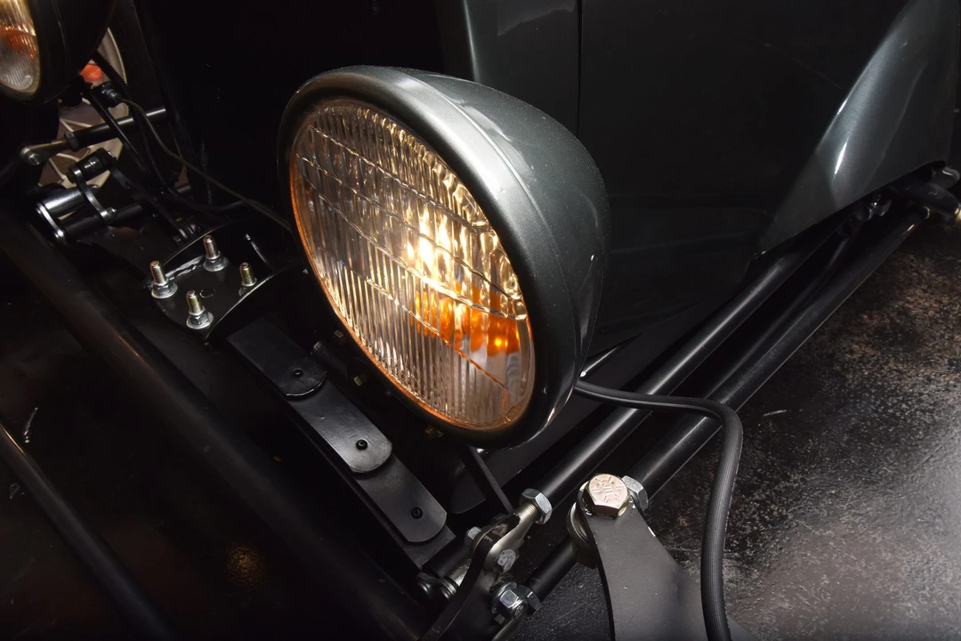 Ford Hot Rod - Image 12 of 31
