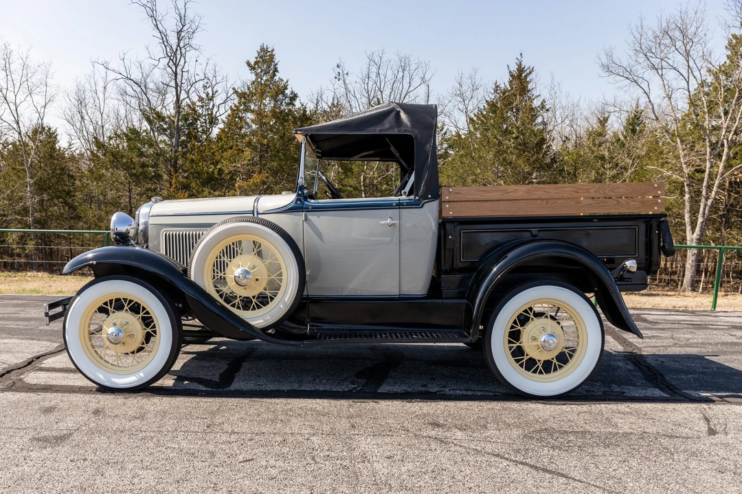 1930 Ford Model A Pickup & Model AA - Image 5 of 31