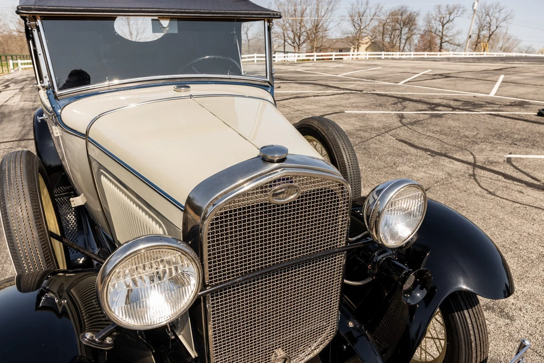 1930 Ford Model A Pickup & Model AA - Image 19 of 31
