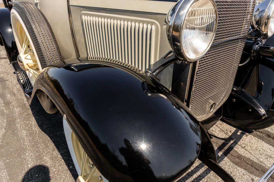1930 Ford Model A Pickup & Model AA - Image 20 of 31