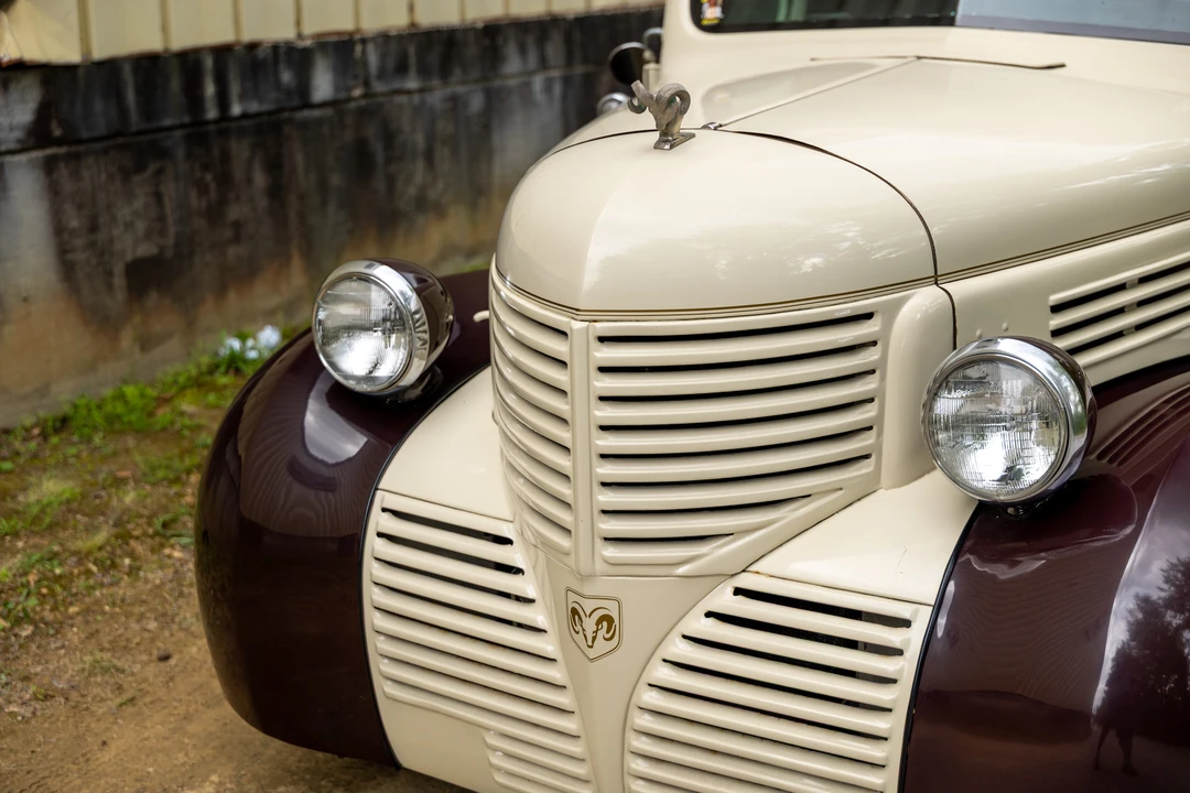 1939 Dodge T/V/W Series - Image 25 of 31