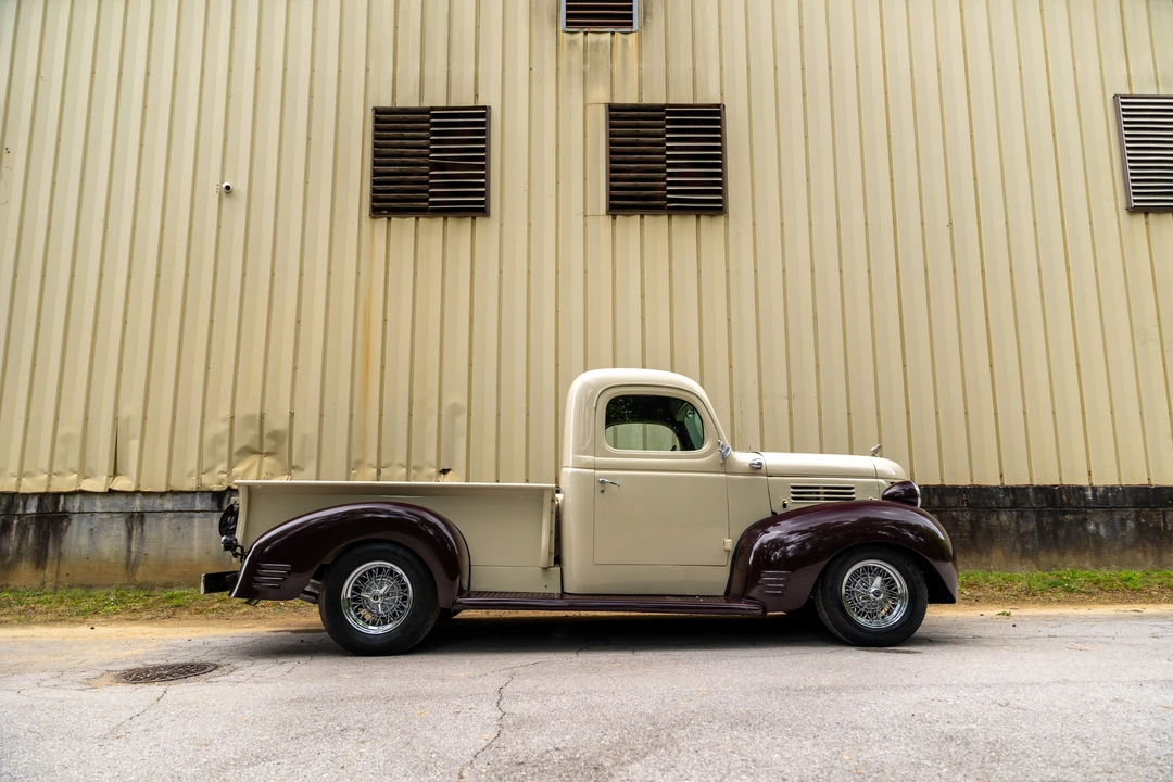 1939 Dodge T/V/W Series - Image 9 of 31