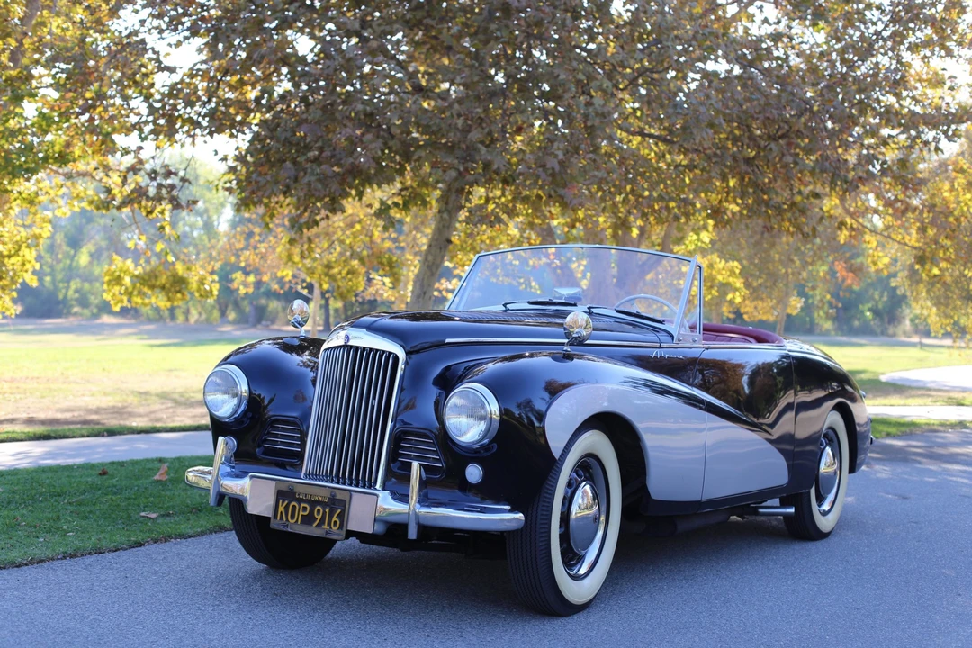 1953 Sunbeam Alpine - Image 2 of 31
