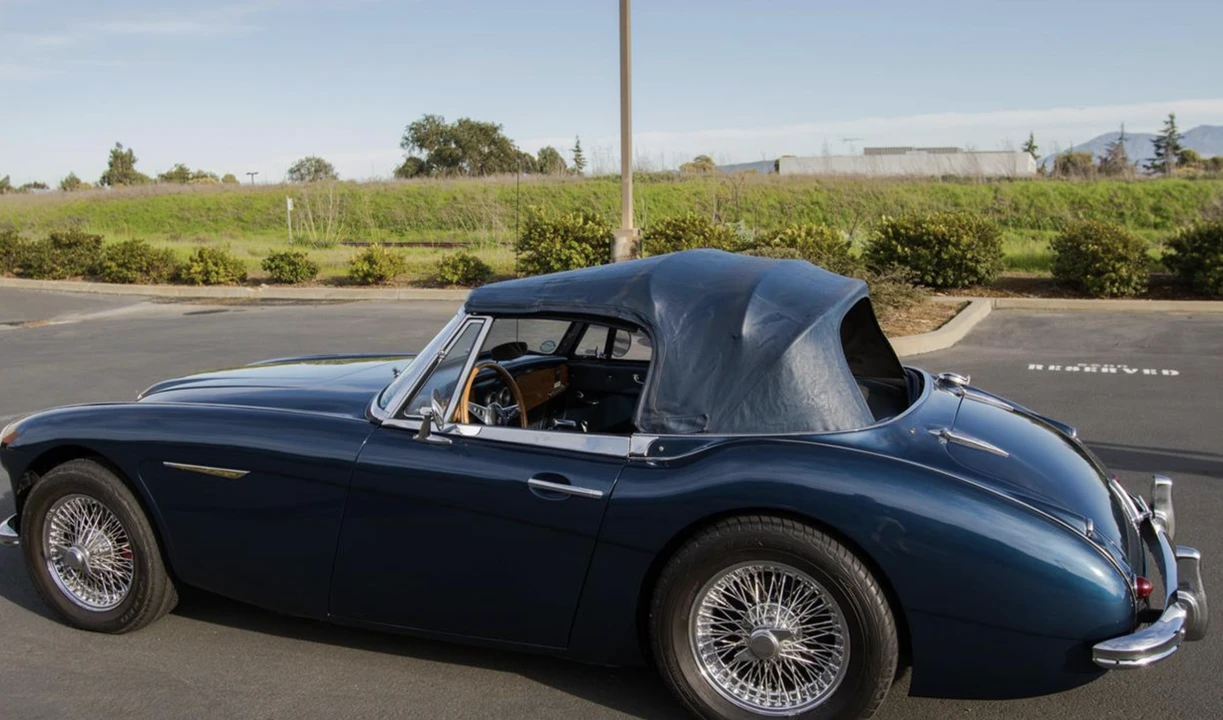 1963 Austin-Healey 3000 Mark II - Image 16 of 31
