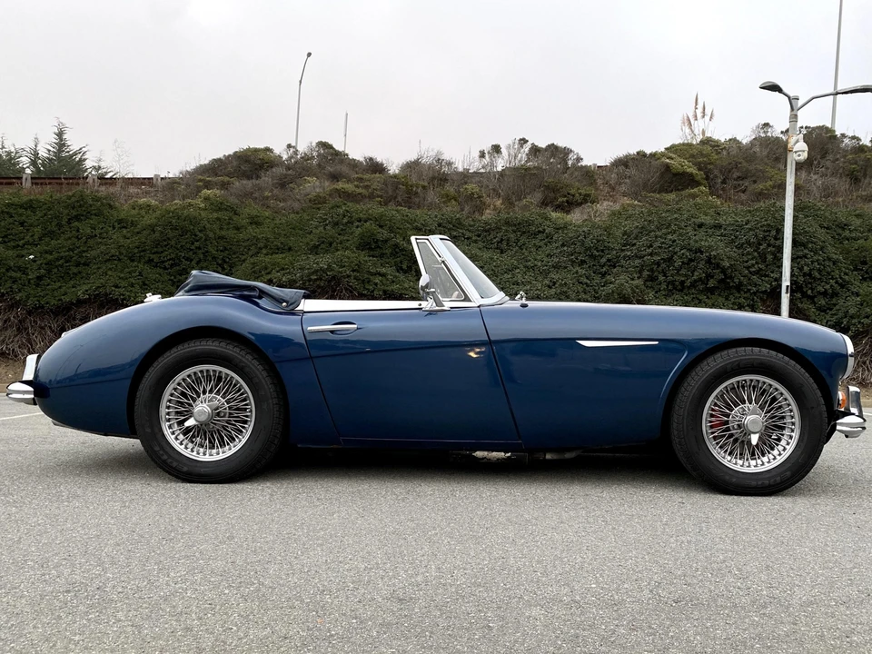1963 Austin-Healey 3000 Mark II - Image 9 of 31