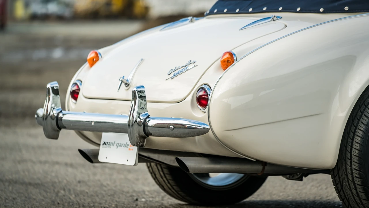 1963 Austin-Healey 3000 Mark II - Image 15 of 31