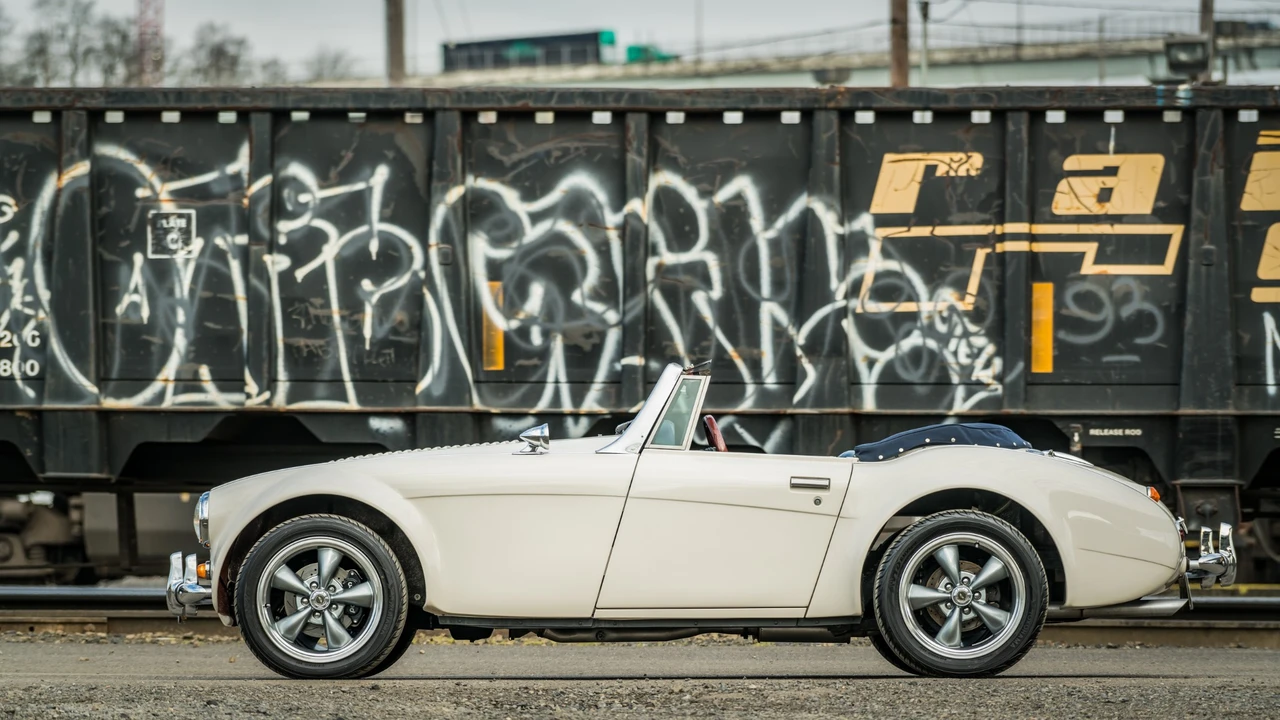 1963 Austin-Healey 3000 Mark II - Image 4 of 31