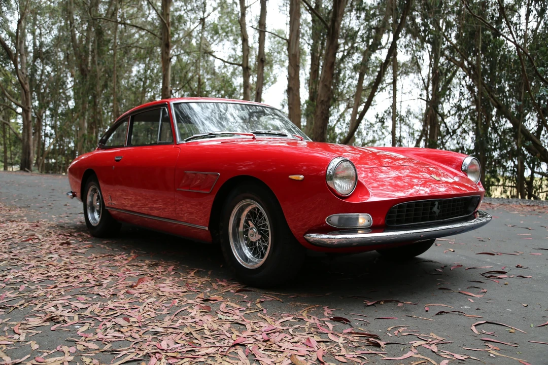 1967 Ferrari 330 GT 2+2 - Image 13 of 31