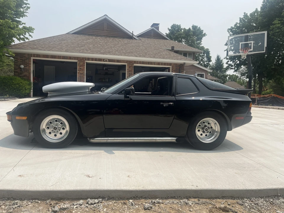 1985 Porsche 944 - Image 10 of 31