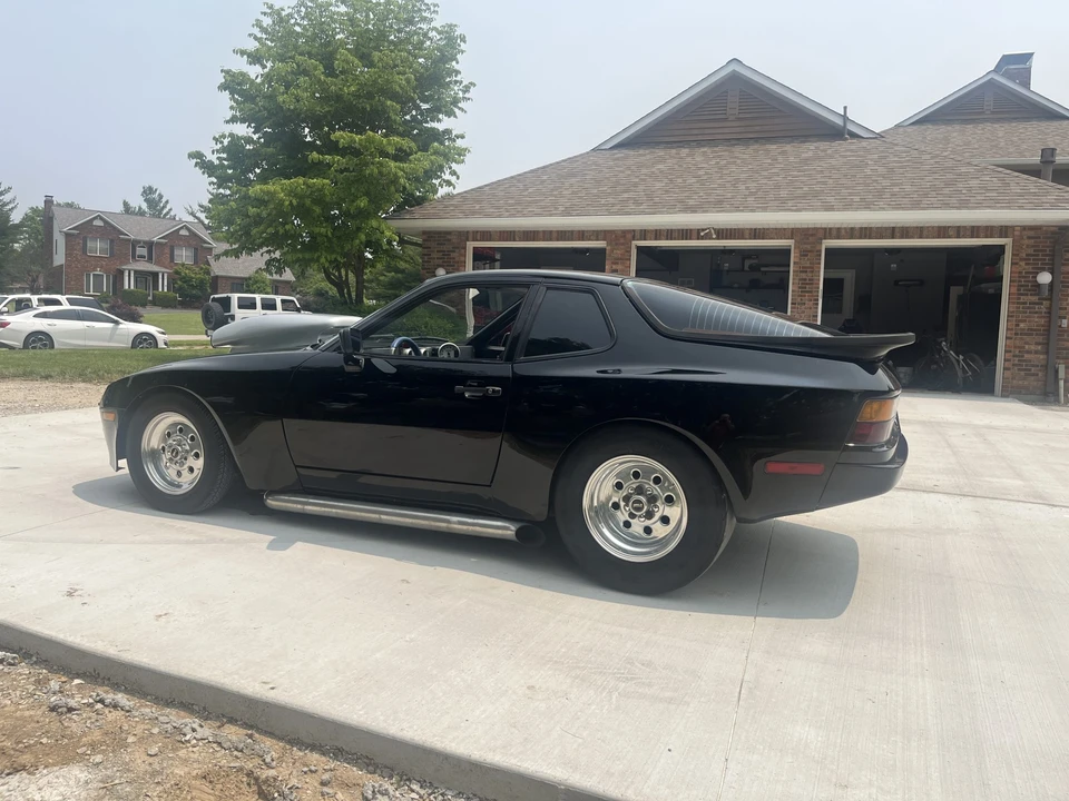 1985 Porsche 944 - Image 11 of 31