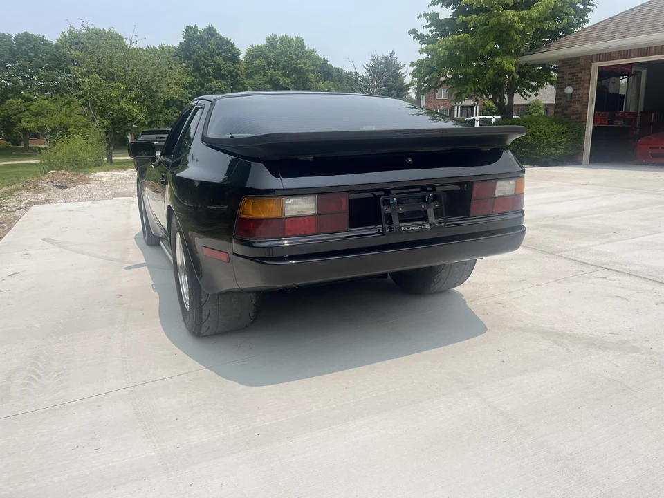 1985 Porsche 944 - Image 14 of 31