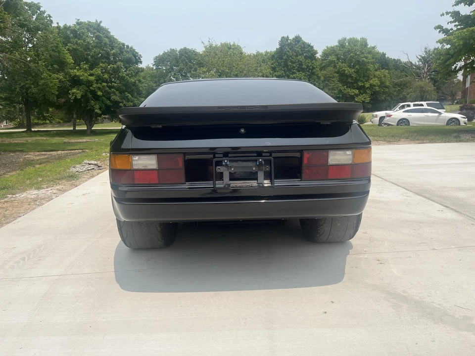 1985 Porsche 944 - Image 15 of 31