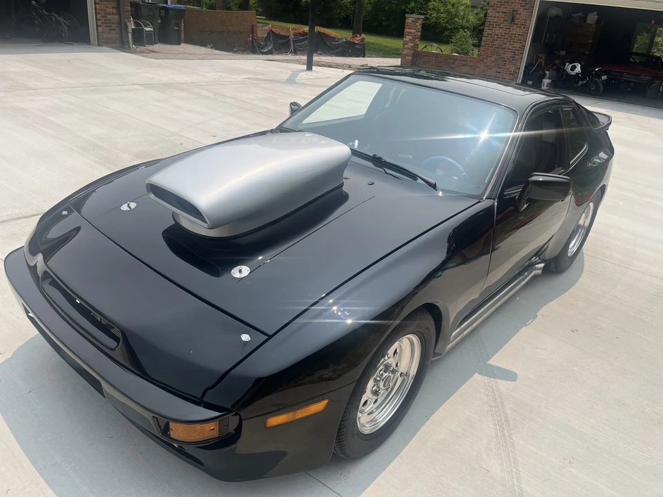 1985 Porsche 944 - Image 8 of 31