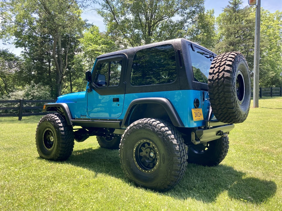 1991 Jeep YJ Wrangler - Image 5 of 31