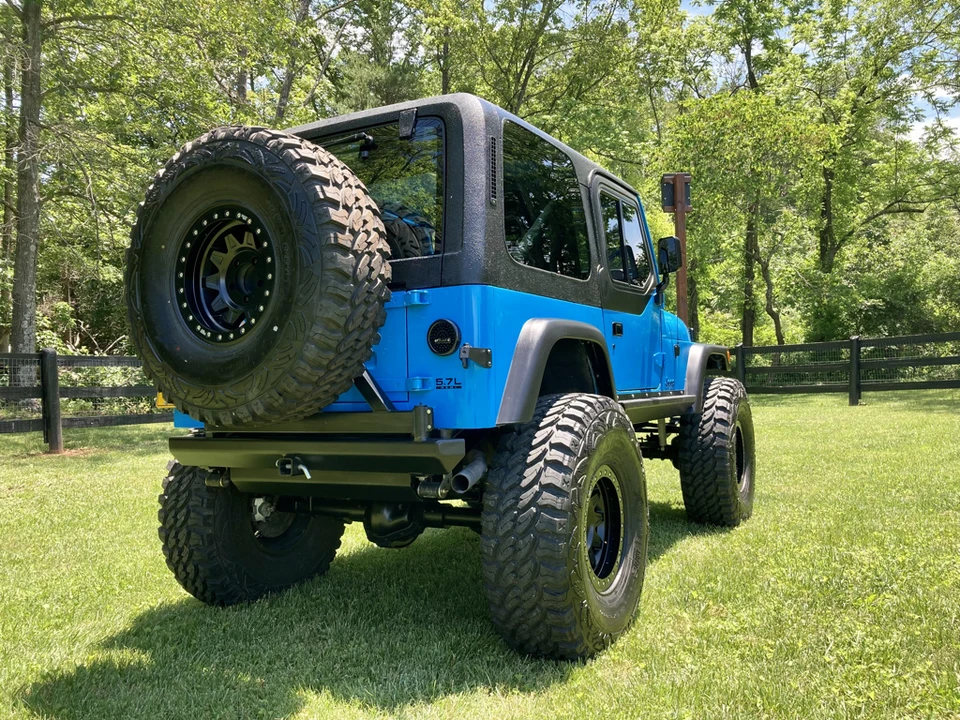 1991 Jeep YJ Wrangler - Image 8 of 31