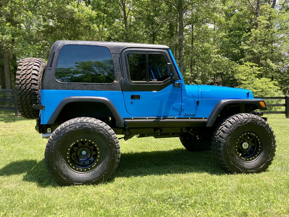 1991 Jeep YJ Wrangler - Image 9 of 31