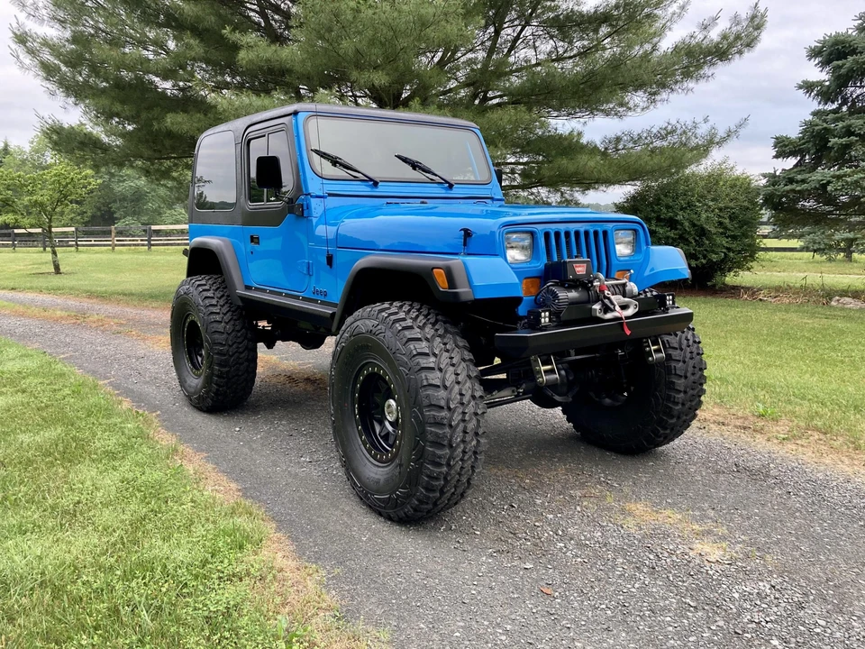 1991 Jeep YJ Wrangler - Image 13 of 31