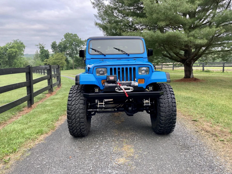 1991 Jeep YJ Wrangler - Image 24 of 31