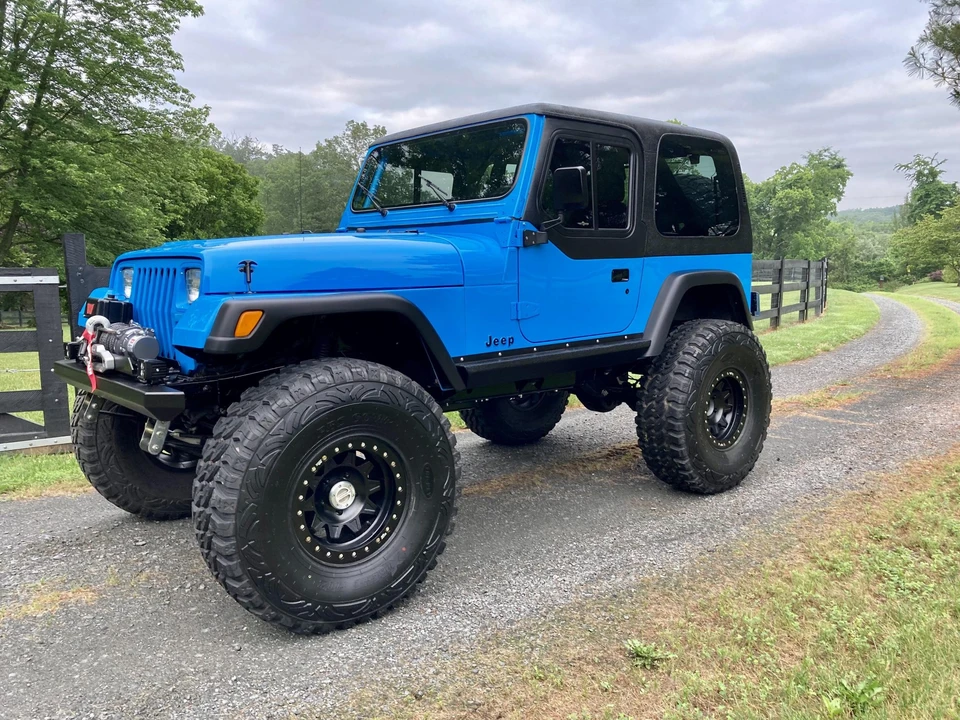1991 Jeep YJ Wrangler - Image 16 of 31