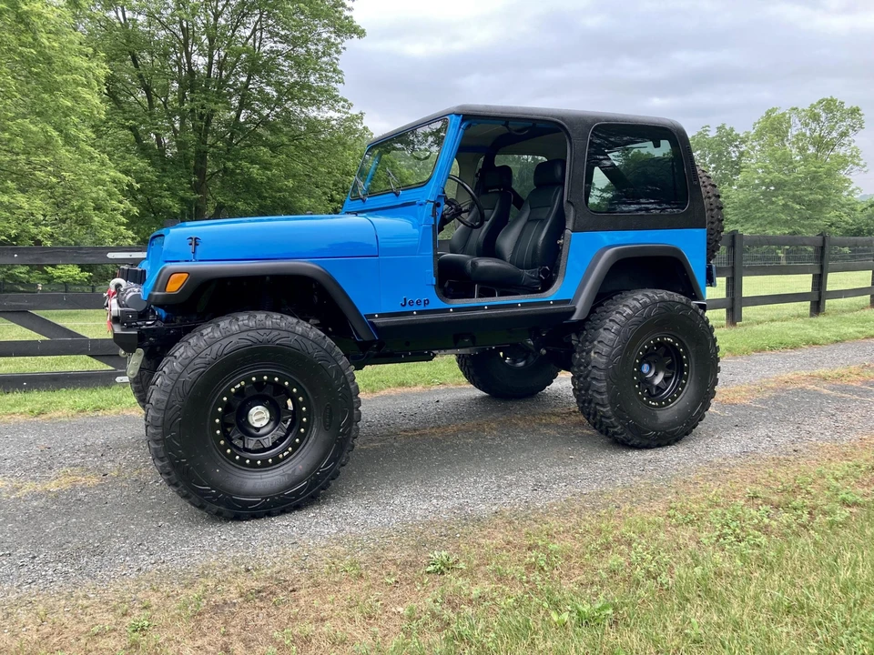1991 Jeep YJ Wrangler - Image 28 of 31