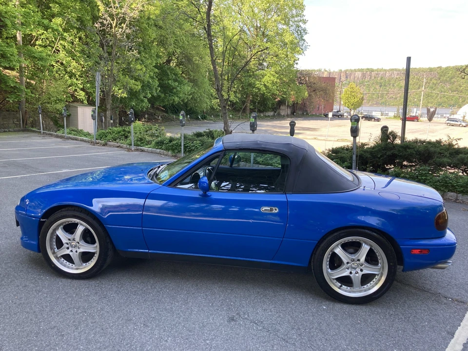 1991 Mazda NA MX-5 Miata - Image 10 of 31