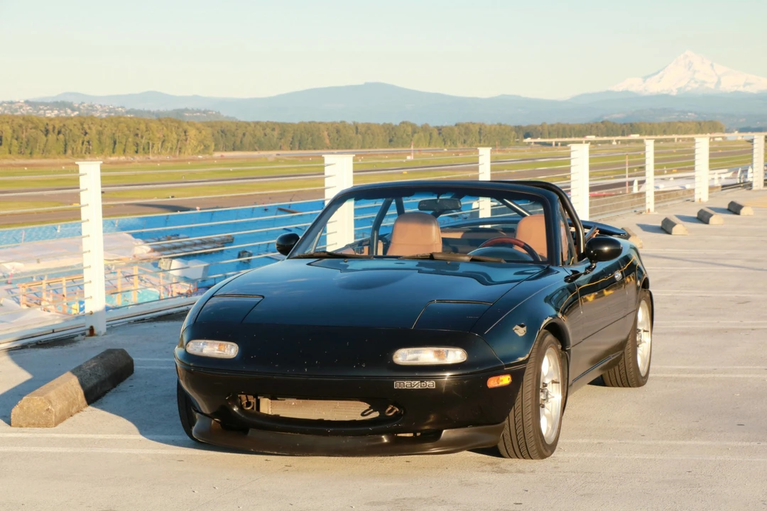 1992 Mazda NA MX-5 Miata - Image 2 of 31