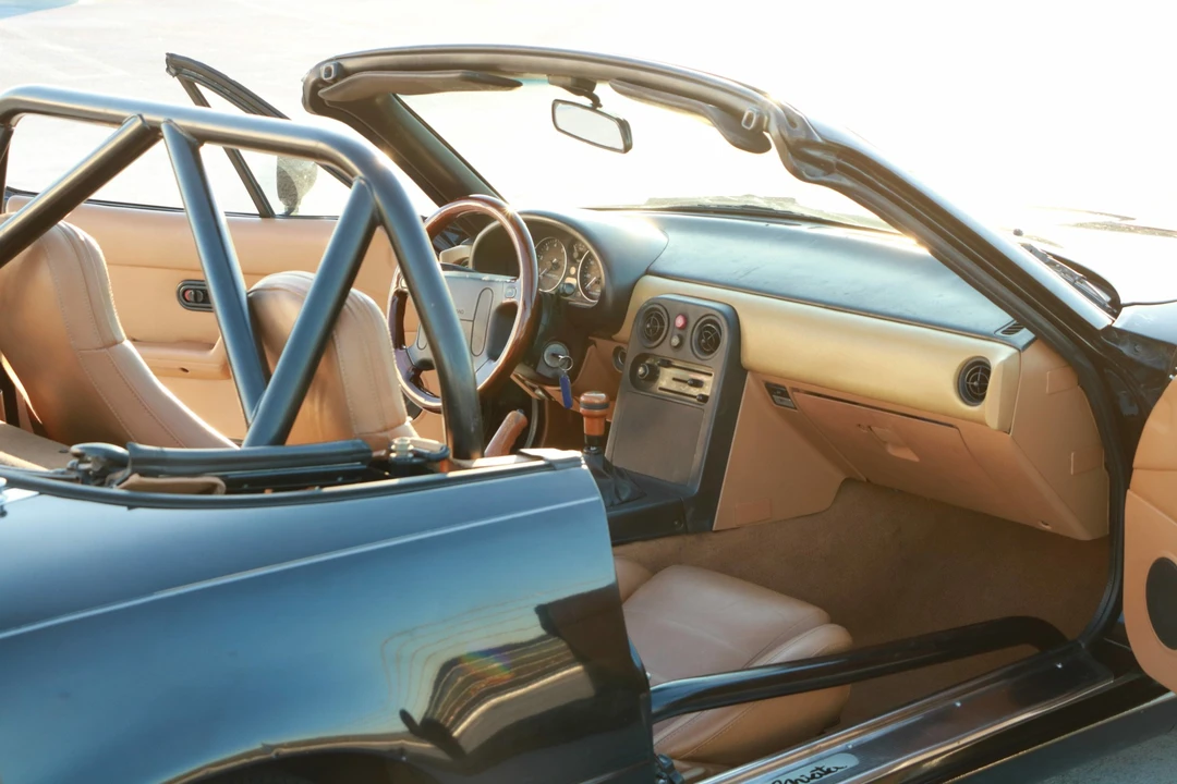 1992 Mazda NA MX-5 Miata - Image 28 of 31