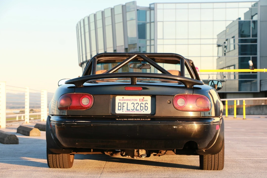 1992 Mazda NA MX-5 Miata - Image 5 of 31