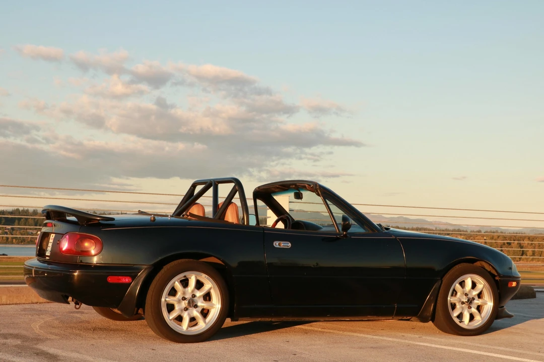 1992 Mazda NA MX-5 Miata - Image 8 of 31