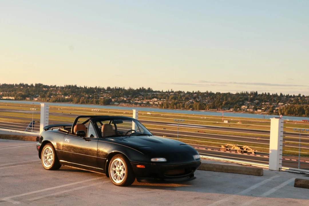 1992 Mazda NA MX-5 Miata - Image 12 of 31