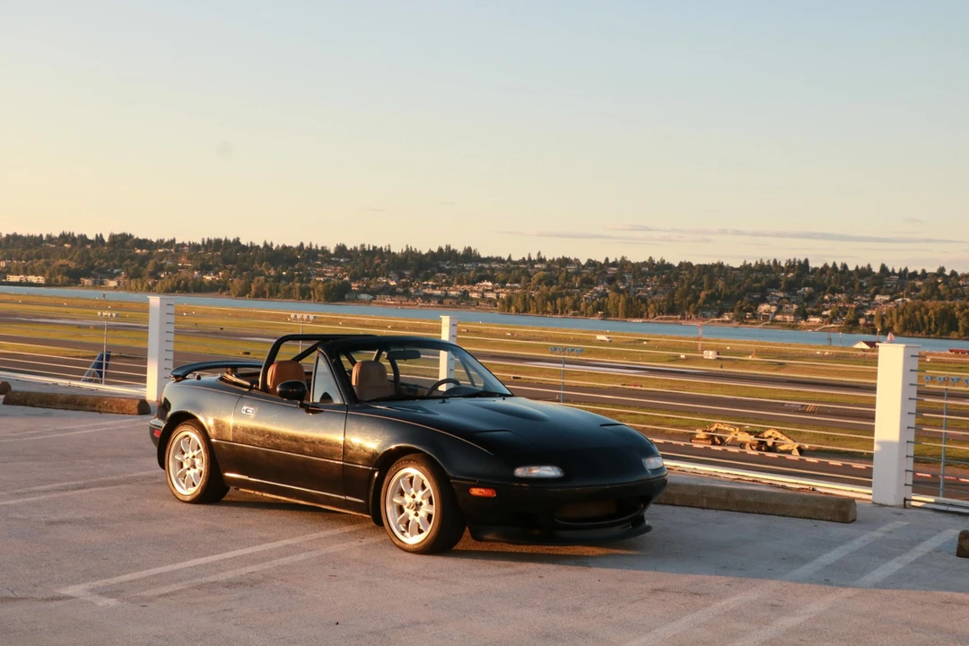 1992 Mazda NA MX-5 Miata - Image 13 of 31