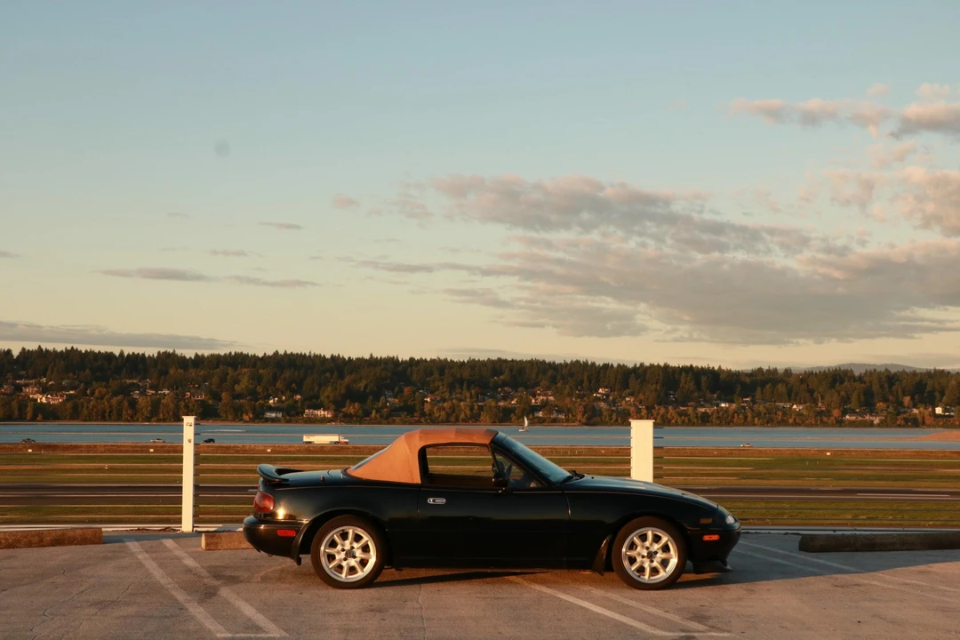 1992 Mazda NA MX-5 Miata - Image 11 of 31