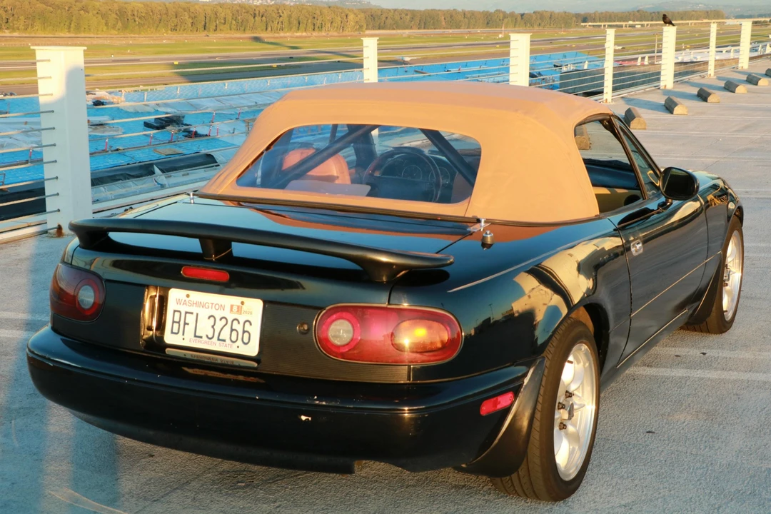 1992 Mazda NA MX-5 Miata - Image 10 of 31