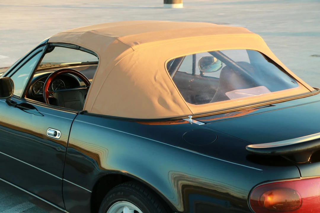 1992 Mazda NA MX-5 Miata - Image 23 of 31