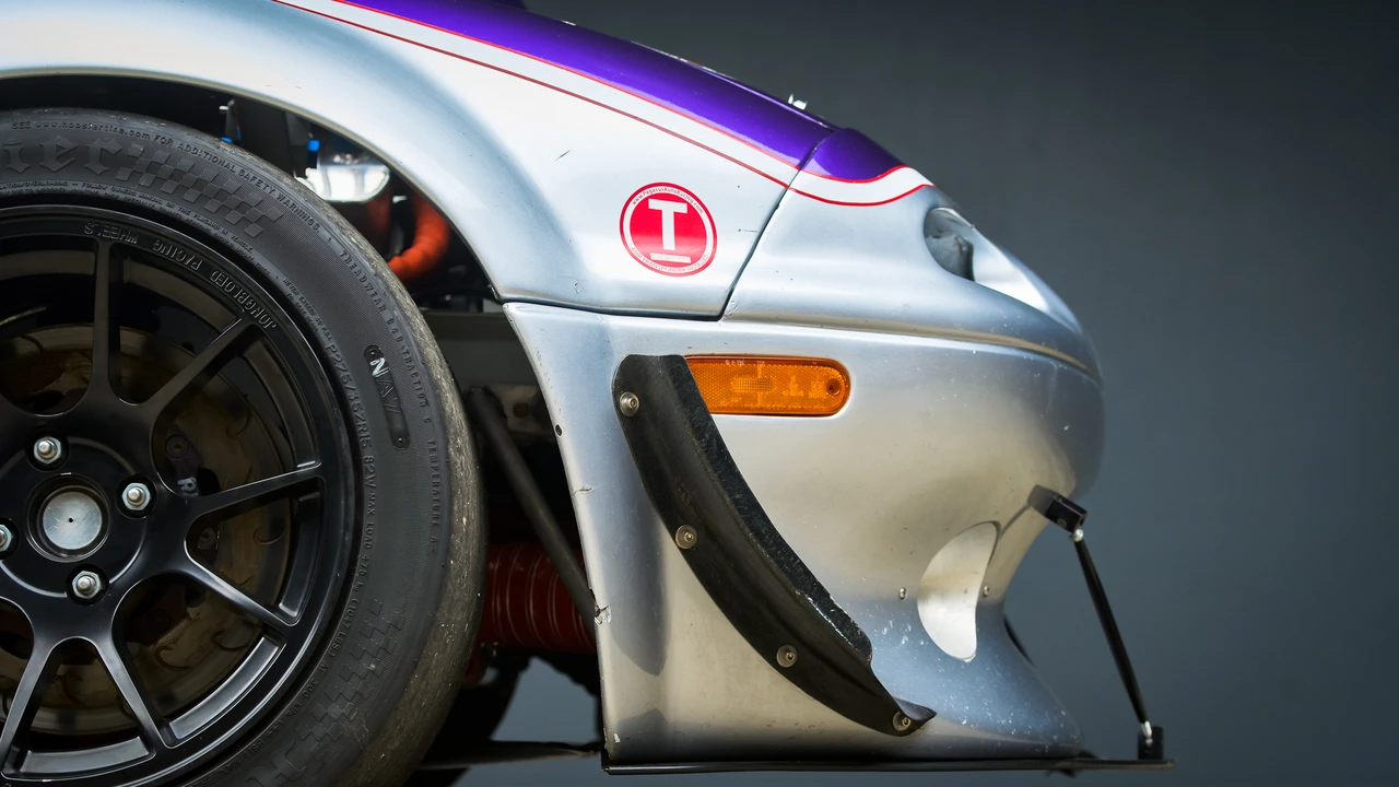 1992 Mazda NA MX-5 Miata - Image 16 of 31