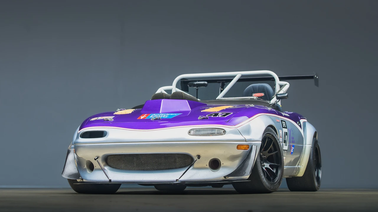 1992 Mazda NA MX-5 Miata - Image 7 of 31