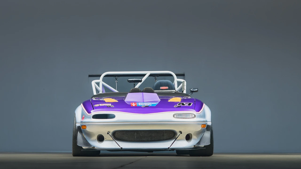 1992 Mazda NA MX-5 Miata - Image 8 of 31