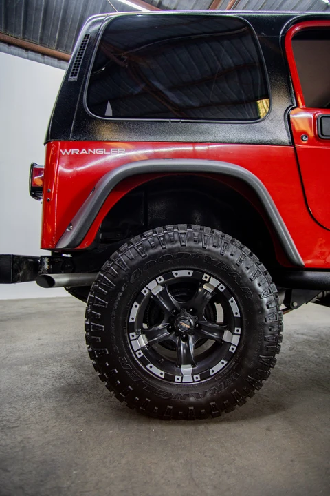 1995 Jeep YJ Wrangler - Image 26 of 31
