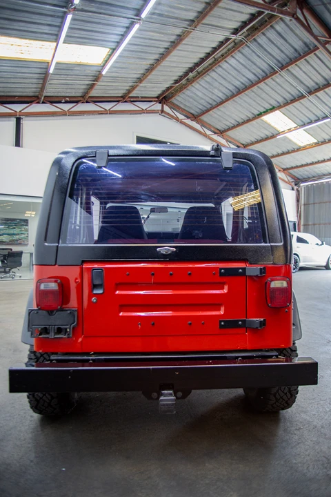 1995 Jeep YJ Wrangler - Image 12 of 31